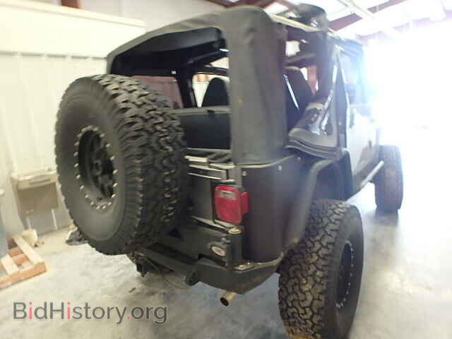 2000 JEEP WRANGLER - VIN: 1J4FA29P3YP756387 - Фото 4