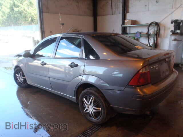 2005 FORD FOCUS - VIN: 1FAFP34N45W298513 - Photo 3