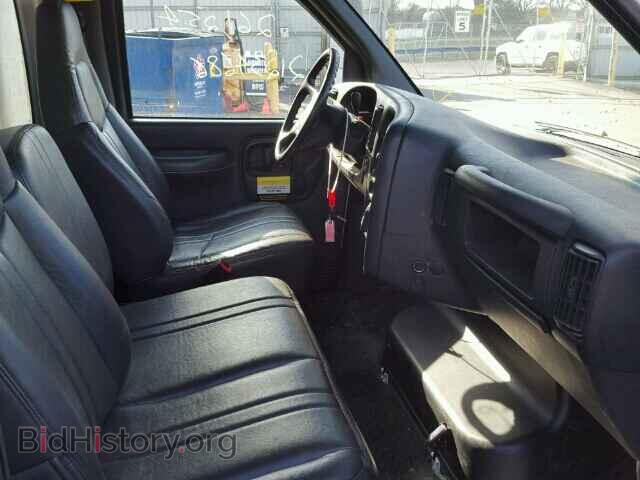 2005 GMC C/K/R5500 - VIN: 1GDE5C1205F519722 - Фото 5