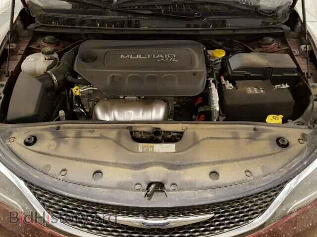 2015 CHRYSLER 200 - VIN: 1C3CCCAB9FN605351 - Photo 7