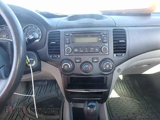 2007 KIA OPTIMA - VIN: KNAGE123X75112859 - Фото 9