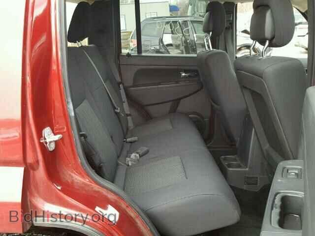 2011 JEEP LIBERTY - VIN: 1J4PN2GK0BW521037 - Фото 6
