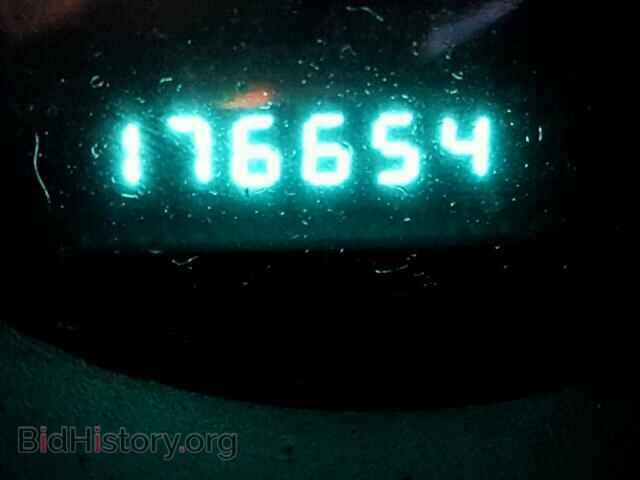 2010 CHRYSLER SEBRING - VIN: 1C3CC4FB2AN100601 - Фото 8