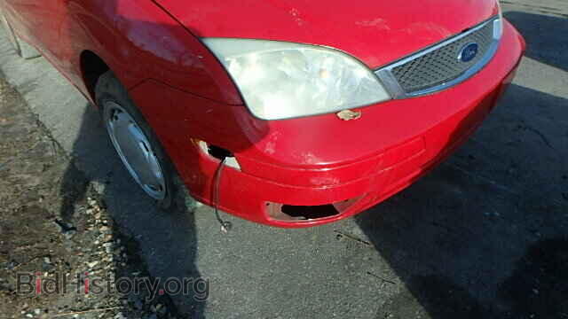 2005 FORD FOCUS - VIN: 1FAFP34NX5W158028 - Photo 9