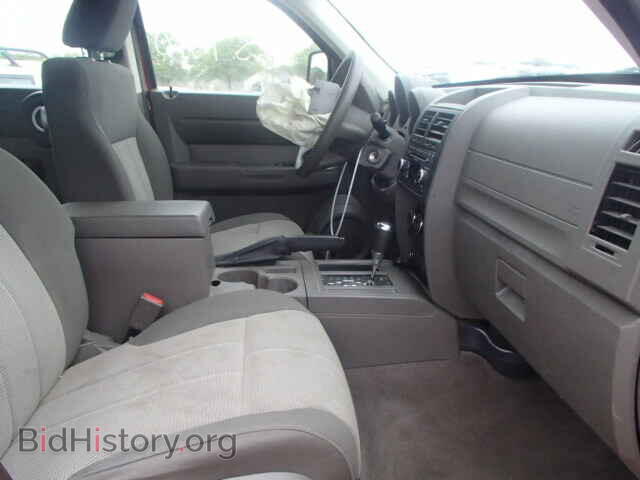 2008 DODGE NITRO - VIN: 1D8GT28K68W258654 - Фото 5