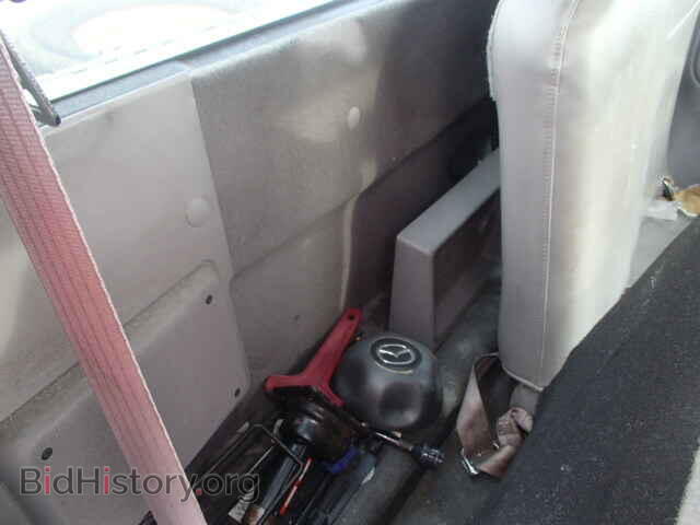 1999 MAZDA B2500 - VIN: 4F4YR12C8XTM26038 - Фото 6