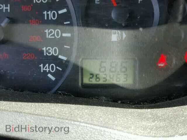 2005 FORD FOCUS - VIN: 3FAFP37N05R111105 - Фото 8