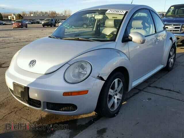 2006 VOLKSWAGEN BEETLE - VIN: 3VWPW31C56M418421 - Фото 2