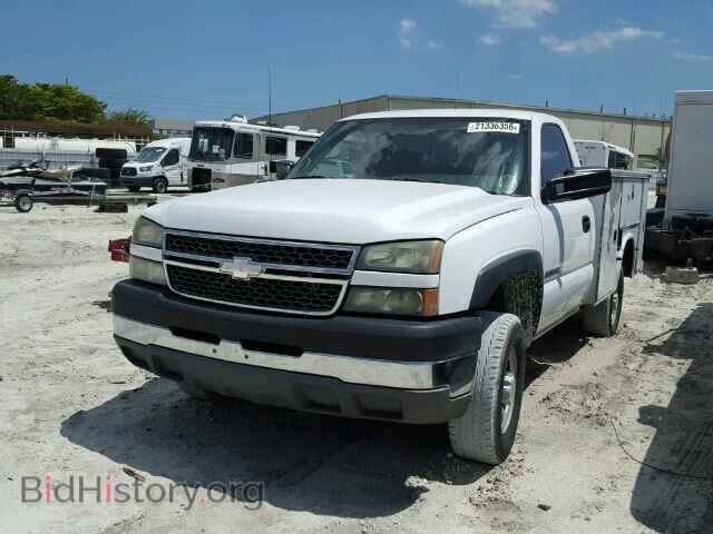 2005 CHEVROLET SILVERADO - VIN: 1GCHC24U75E244855 - Photo 2