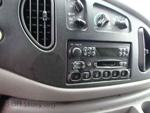 2000 FORD ECONOLINE - VIN: 1FBSS31L7YHB81368 - Photo 9
