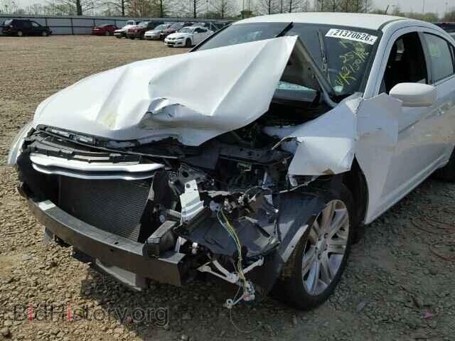 2013 CHRYSLER 200 - VIN: 1C3CCBAB0DN763830 - Photo 9