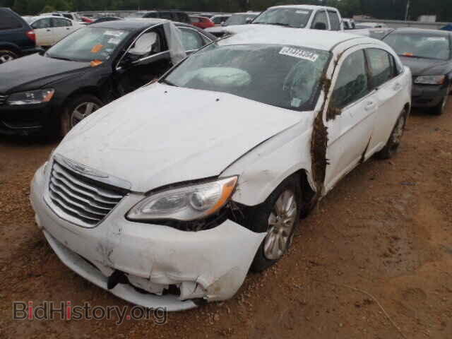 2013 CHRYSLER 200 - VIN: 1C3CCBAG8DN604209 - Фото 2