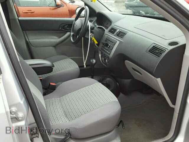 2006 FORD FOCUS - VIN: 1FAFP34N16W124903 - Photo 5