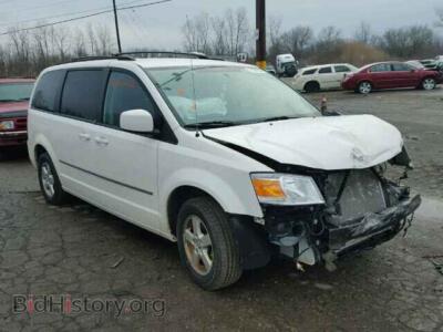 2010 Dodge CARAVAN Grand Cara, white — VIN 2D4RN5D13AR482689, Copart