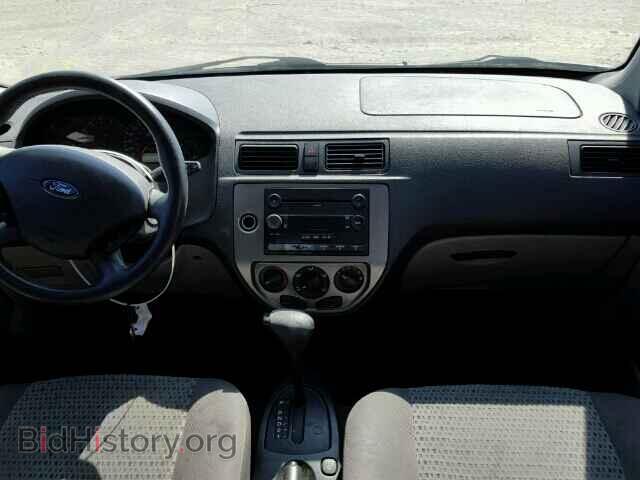 2007 FORD FOCUS - VIN: 1FAHP34N37W170484 - Фото 9