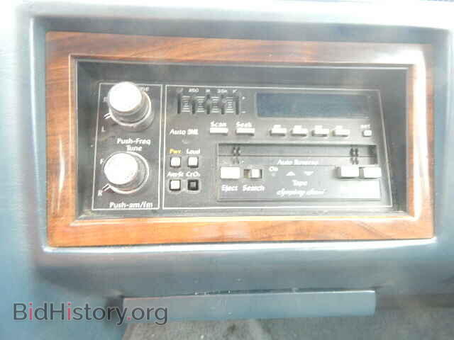 1992 CADILLAC DEVILLE - VIN: 1G6CD53B2N4246689 - Фото 10