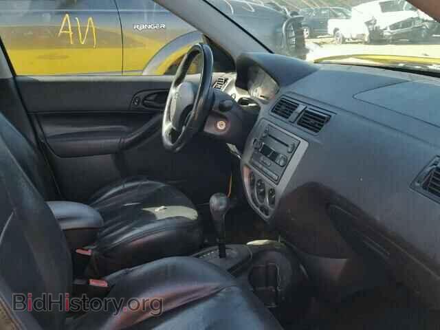 2005 FORD FOCUS - VIN: 3FAFP37NX5R106526 - Фото 5
