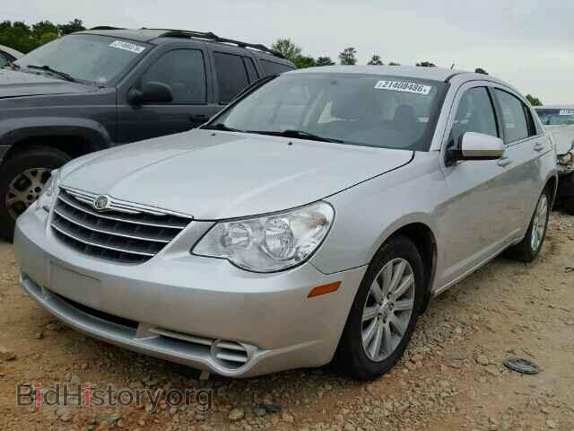 2010 CHRYSLER SEBRING - VIN: 1C3CC5FBXAN213802 - Фото 2