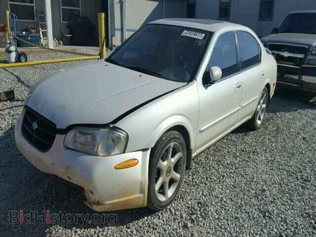 2000 NISSAN MAXIMA - VIN: JN1CA31D1YT526907 - Photo 2