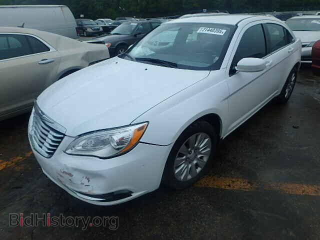 2013 CHRYSLER 200 - VIN: 1C3CCBABXDN640682 - Фото 2