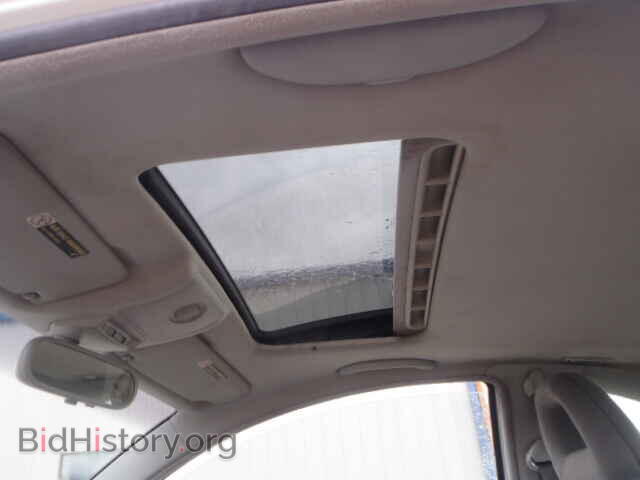 2000 VOLKSWAGEN BEETLE - VIN: 3VWCC21C0YM454845 - Фото 9
