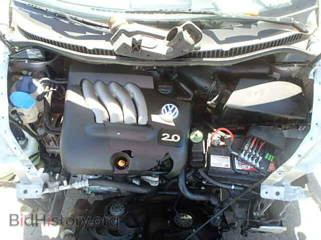 2000 VOLKSWAGEN BEETLE - VIN: 3VWCA21C5YM464020 - Фото 6