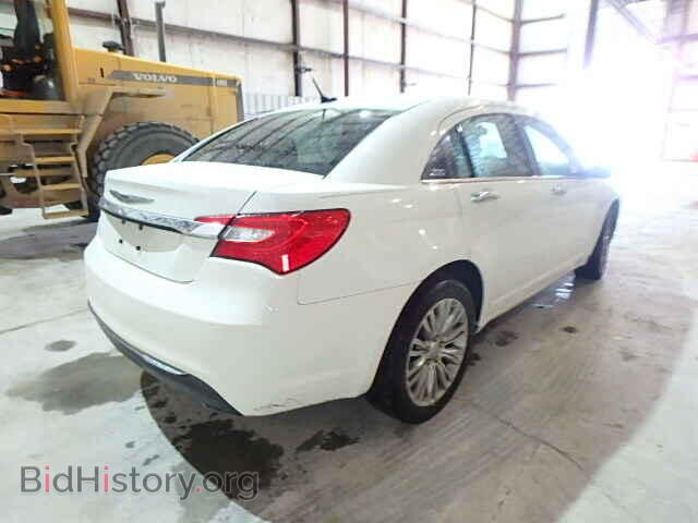 2011 CHRYSLER 200 - VIN: 1C3BC2FG4BN505582 - Фото 4