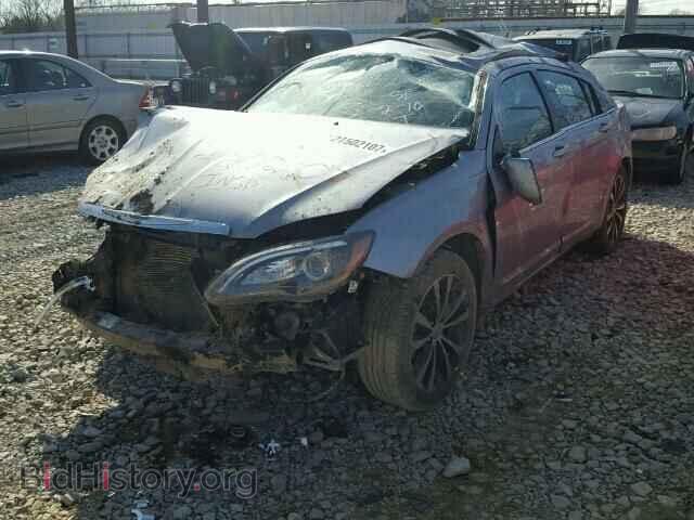 2013 CHRYSLER 200 - VIN: 1C3CCBBG9DN711946 - Фото 2