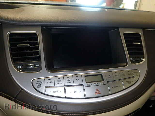 2009 HYUNDAI GENESIS - VIN: KMHGC46E19U048589 - Фото 9