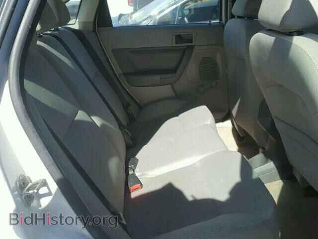 2010 FORD FOCUS - VIN: 1FAHP3EN7AW166380 - Photo 6