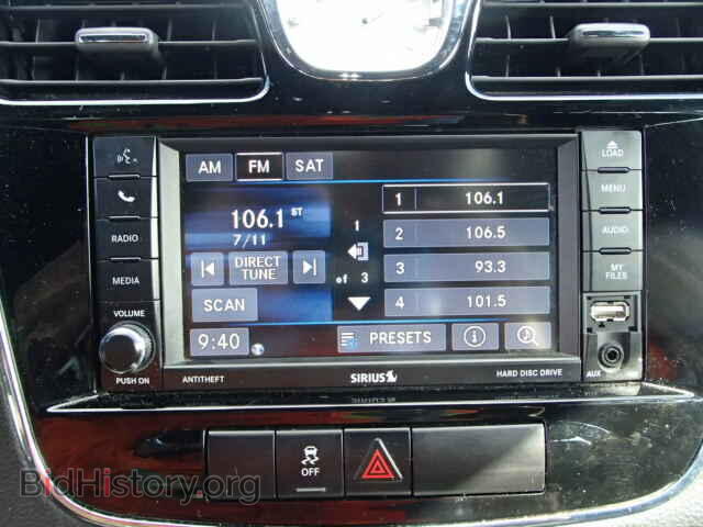 2013 CHRYSLER 200 - VIN: 1C3CCBBB8DN649802 - Фото 10