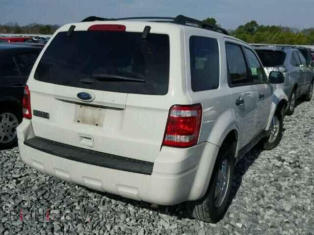 2011 FORD ESCAPE - VIN: 1FMCU0D72BKB32494 - Photo 4