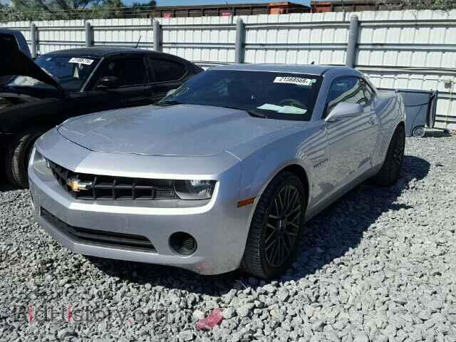 2013 CHEVROLET CAMARO - VIN: 2G1FA1E31D9226133 - Photo 2
