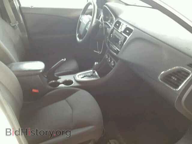 2012 CHRYSLER 200 - VIN: 1C3CCBAB8CN240814 - Фото 5