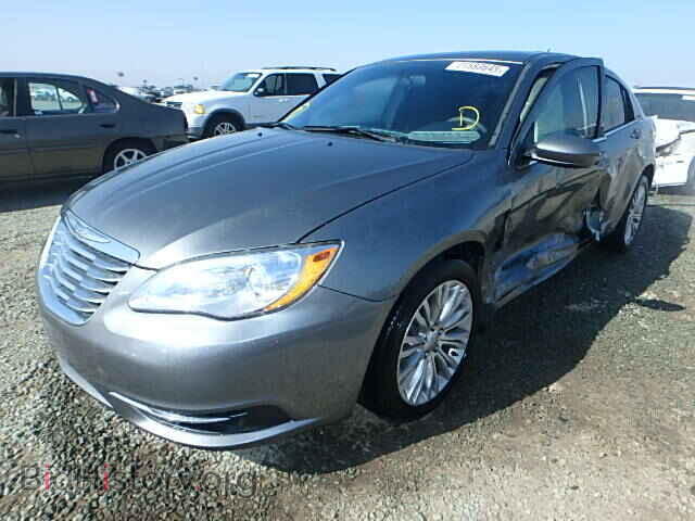 2012 CHRYSLER 200 - VIN: 1C3CCBAB8CN138574 - Фото 2
