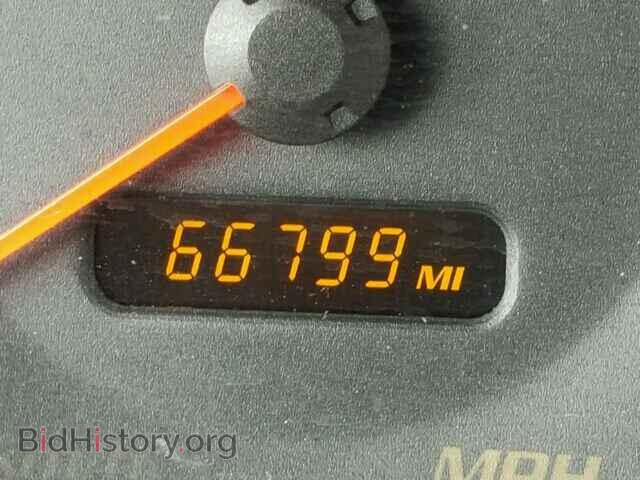 2004 CADILLAC CTS - VIN: 1G6DM577940106669 - Photo 8