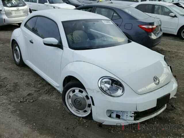 Photo 3VWF17AT4FM653720 - VOLKSWAGEN BEETLE 2015