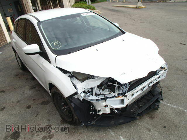 Photo 1FAHP3K28CL268592 - FORD FOCUS 2012