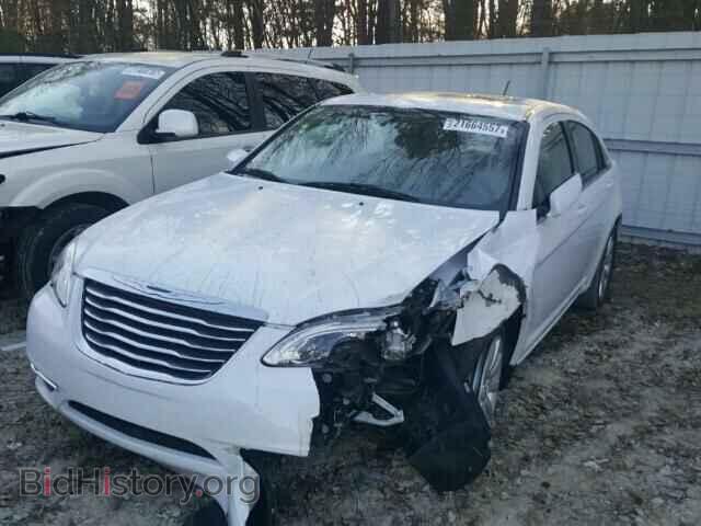 2013 CHRYSLER 200 - VIN: 1C3CCBBB4DN592675 - Фото 2