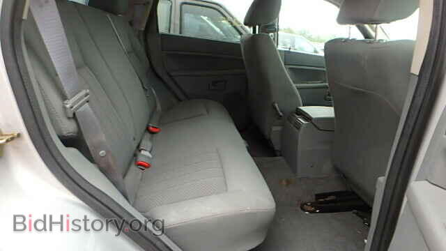 2005 JEEP CHEROKEE - VIN: 1J4GR48K85C605708 - Фото 6