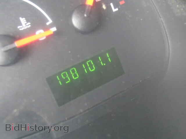 2004 FORD ECONOLINE - VIN: 1FBSS31LX4HA25576 - Photo 8