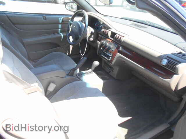 2001 CHRYSLER SEBRING - VIN: 1C3EL45UX1N571973 - Photo 5
