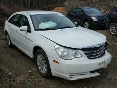 2010 Chrysler SEBRING Sebring LI, белый — VIN 1C3CC5FBXAN147008, Copart