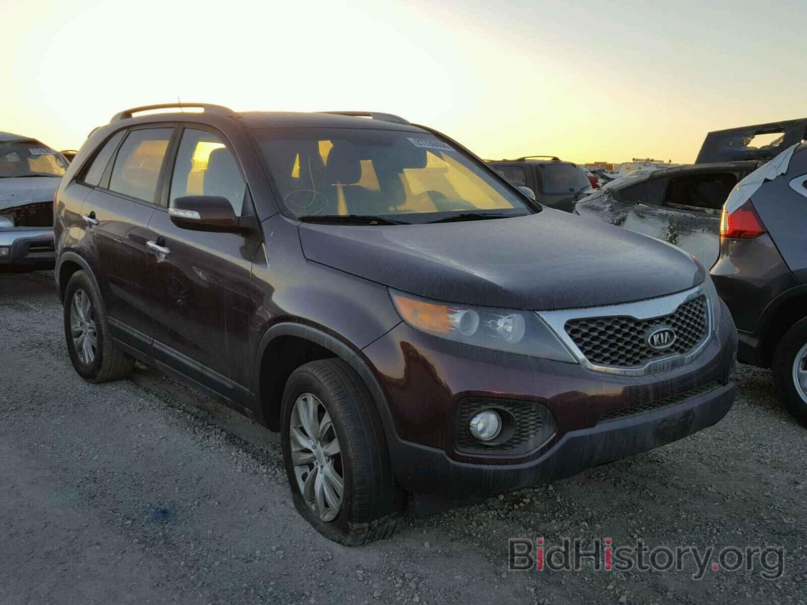 Photo 5XYKU4A1XBG047531 - KIA SORENTO 2011