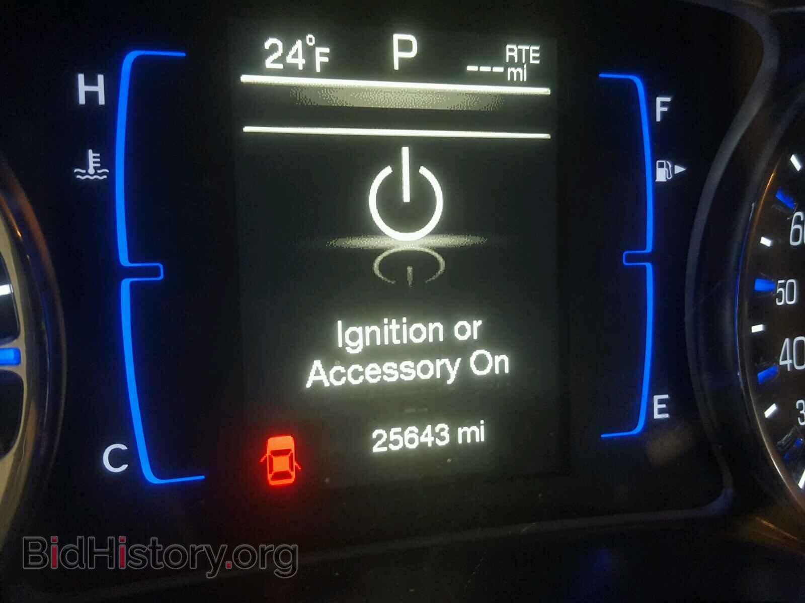 2016 CHRYSLER 200 - VIN: 1C3CCCFB6GN186403 - Фото 8