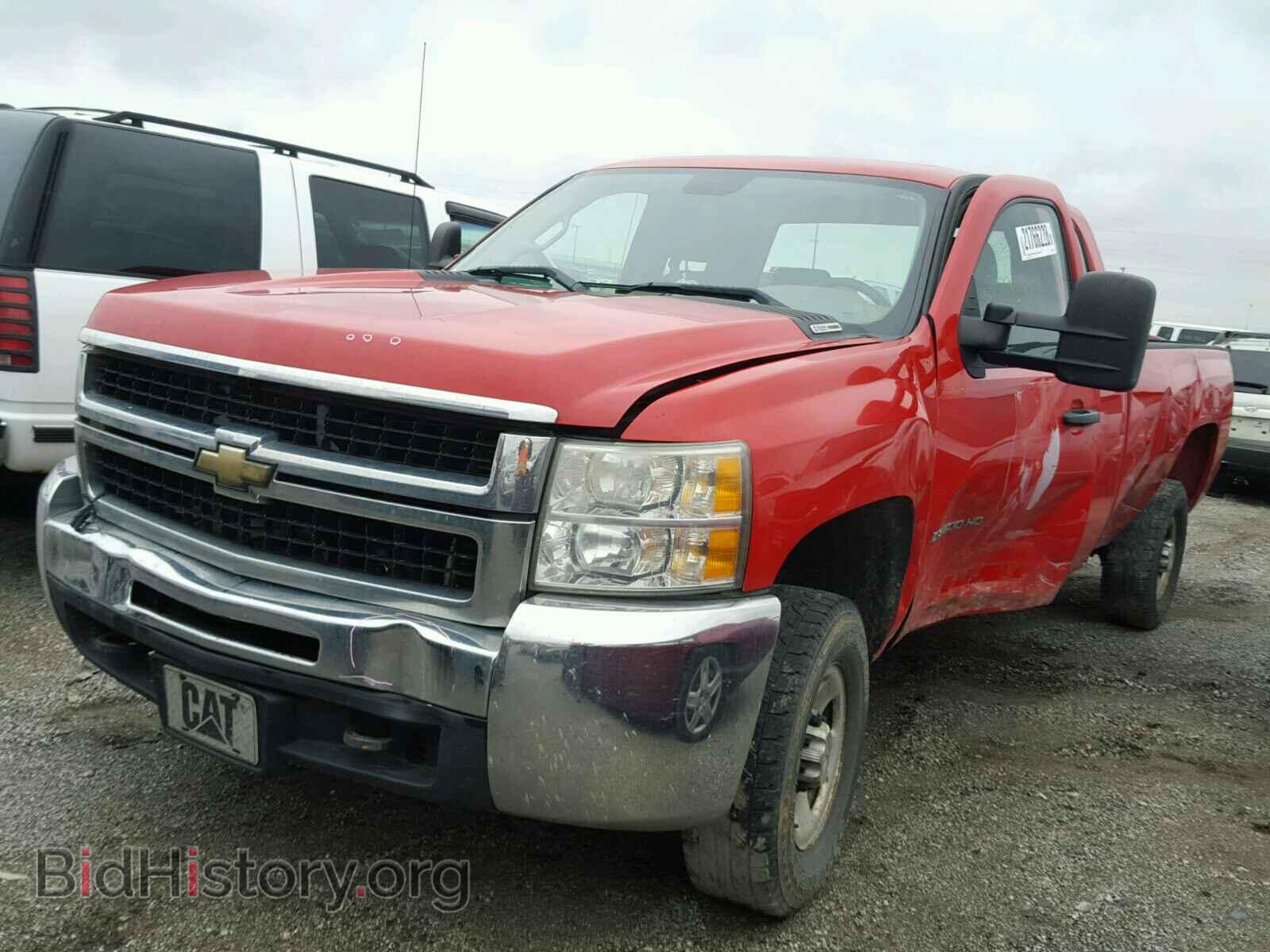 2008 CHEVROLET SILVERADO - VIN: 1GCHC29688E200975 - Фото 2