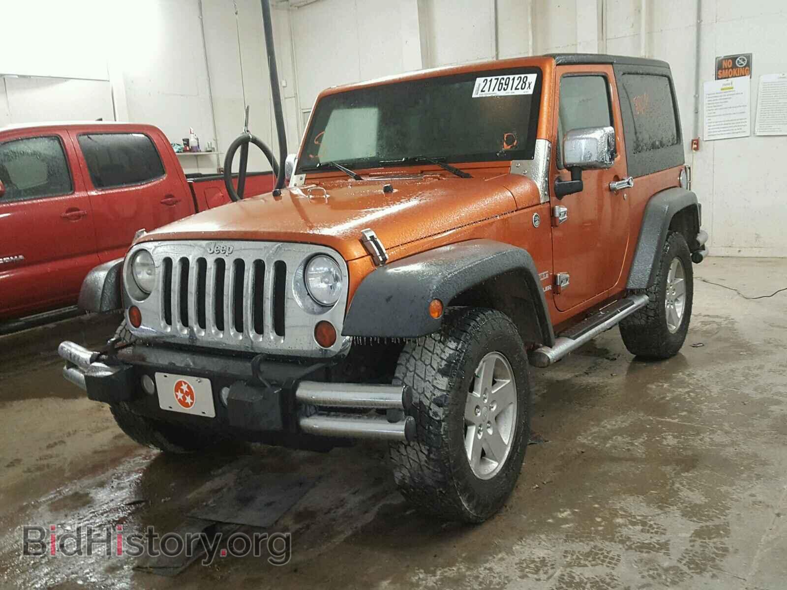2011 JEEP WRANGLER - VIN: 1J4GA2D16BL523111 - Фото 2
