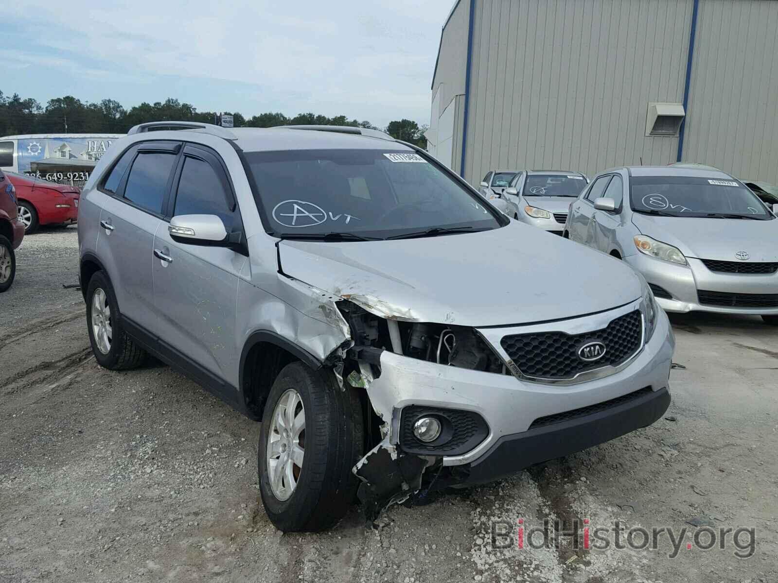 Photo 5XYKT3A13BG148147 - KIA SORENTO 2011