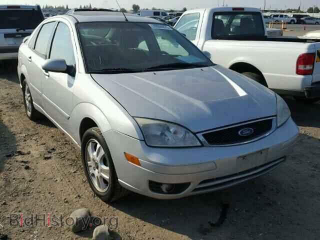 Photo 1FAHP38Z27W191775 - FORD FOCUS 2007