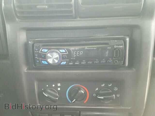 2000 JEEP WRANGLER - VIN: 1J4FA29P3YP763145 - Фото 9